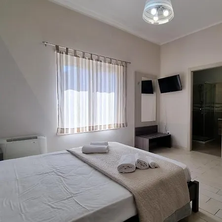 Residenza Atena 4* 트로페아